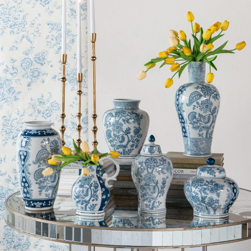 Artekko Artekko Melania Διακοσμητικό Βάζο Δοχείο με Καπάκι από Πορσελάνη σε Άσπρο με Μπλε (18x18x32)cm 61191