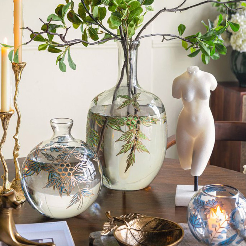 Artekko Artekko Aphelios Διάφανο Γυάλινο Βάζο Διακοσμημένο με Πράσινα Λουλούδια (23x23x42)cm B8564-DS