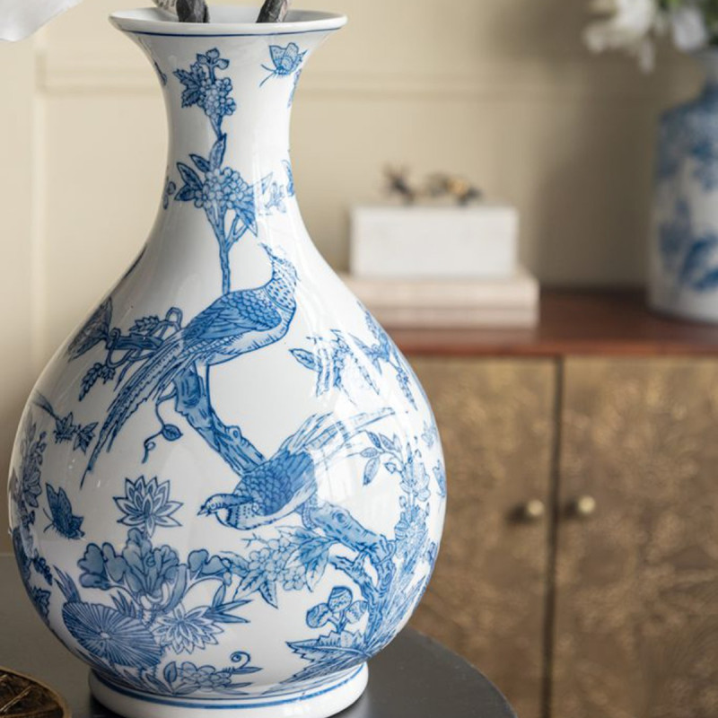 Artekko Artekko Melania Διακοσμητικό Βάζο Πορσελάνης σε Άσπρο με Μπλε (22x22x36)cm C8371