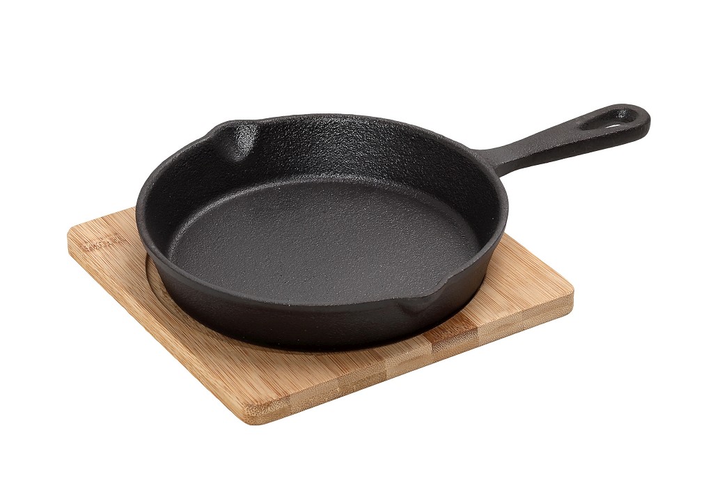 ΤΗΓΑΝΑΚΙ ΣΤΡΟΓΓ. CAST-IRON ΜΑΥΡΟ D: 16 H: 4CM ΜΕ ΒΑΣΗ BAMBOO SAG109